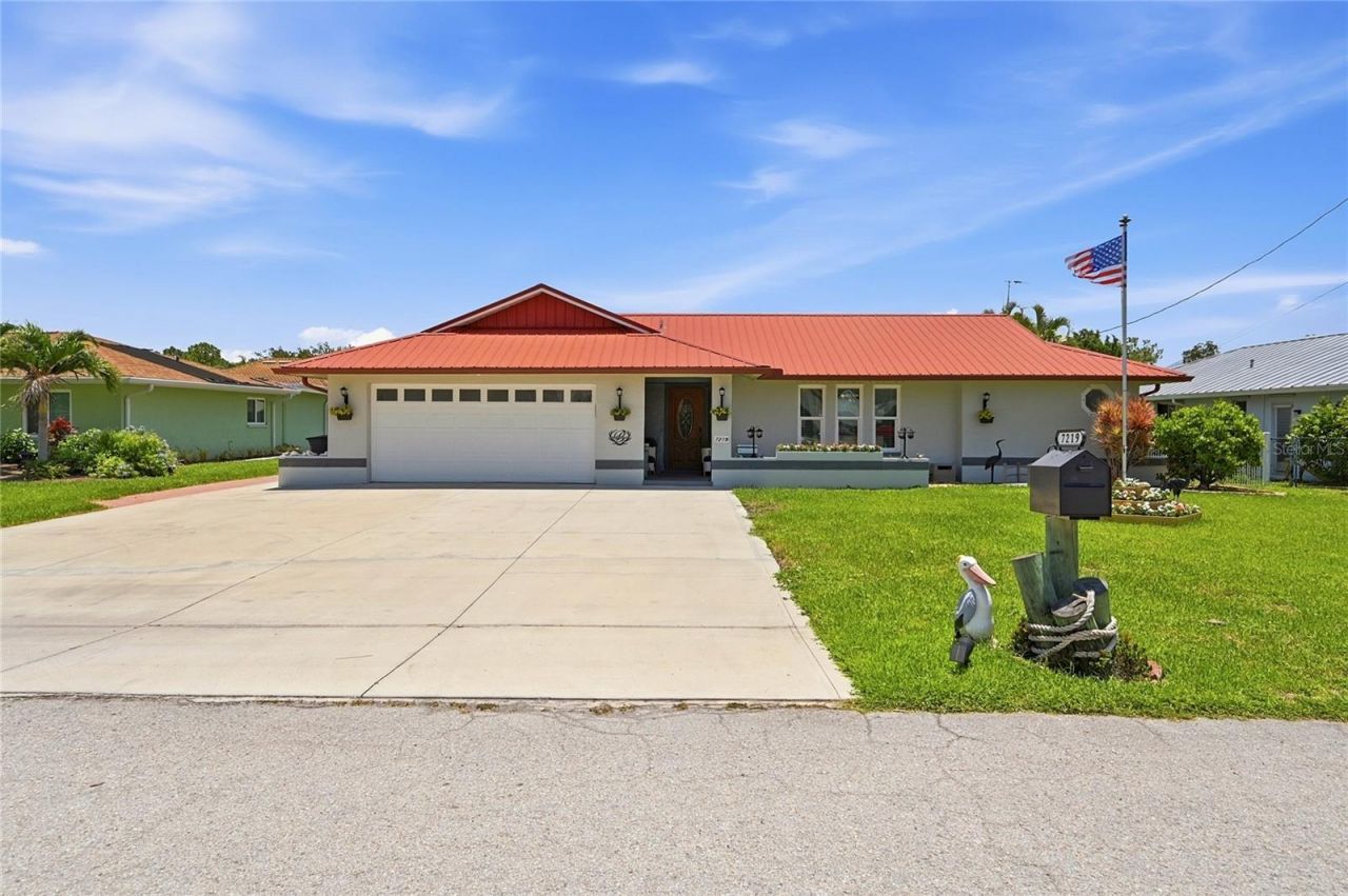 7219 Reymoor Drive , North Fort Myers, FL 33917 Photo
