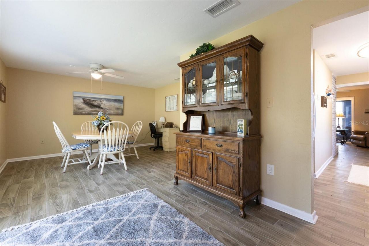 120 Little Orange Lake Drive , Hawthorne, FL 32640 Photo