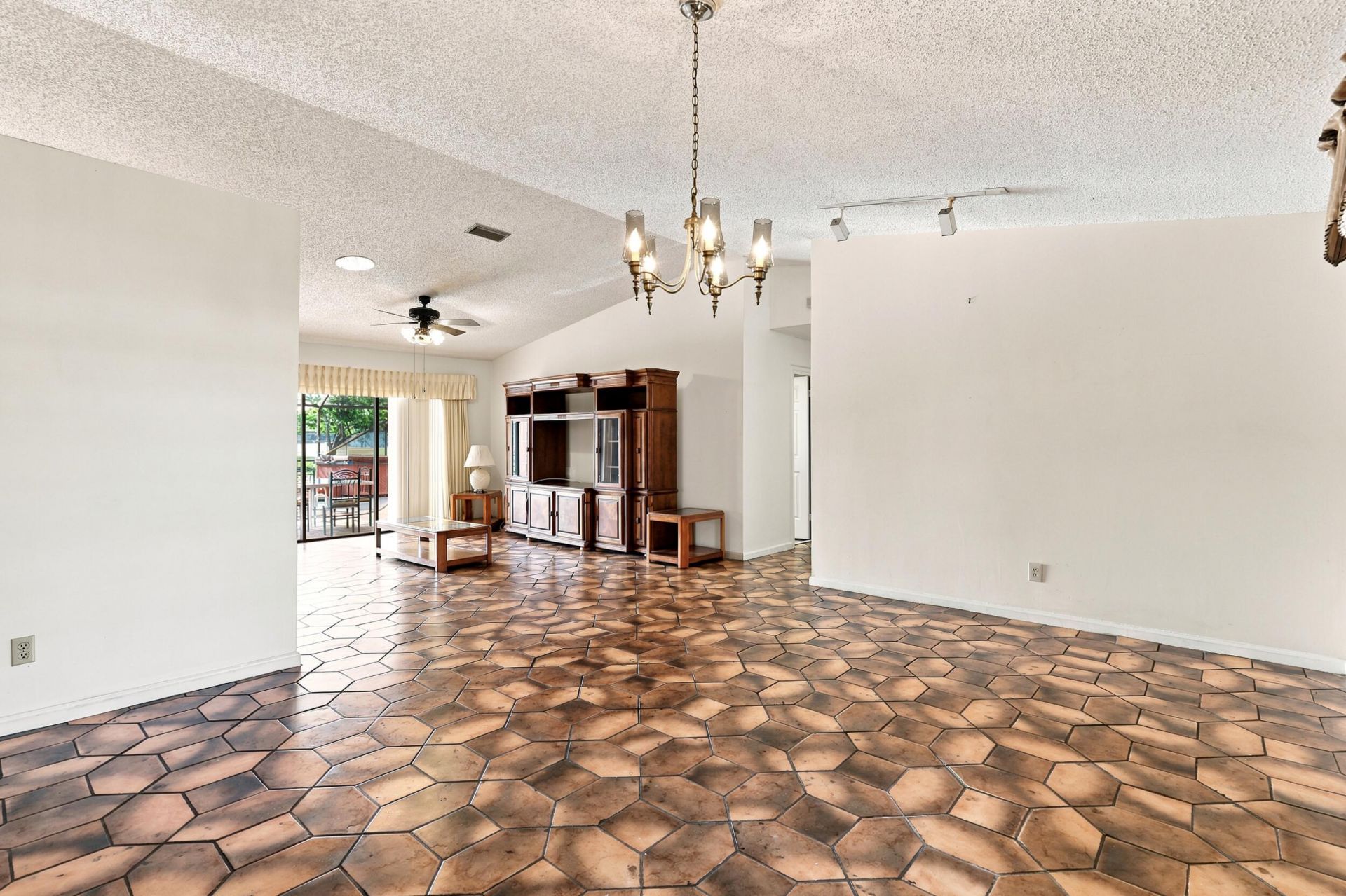 3768 Pinehurst Drive, Lake Worth, FL 33467 Photo