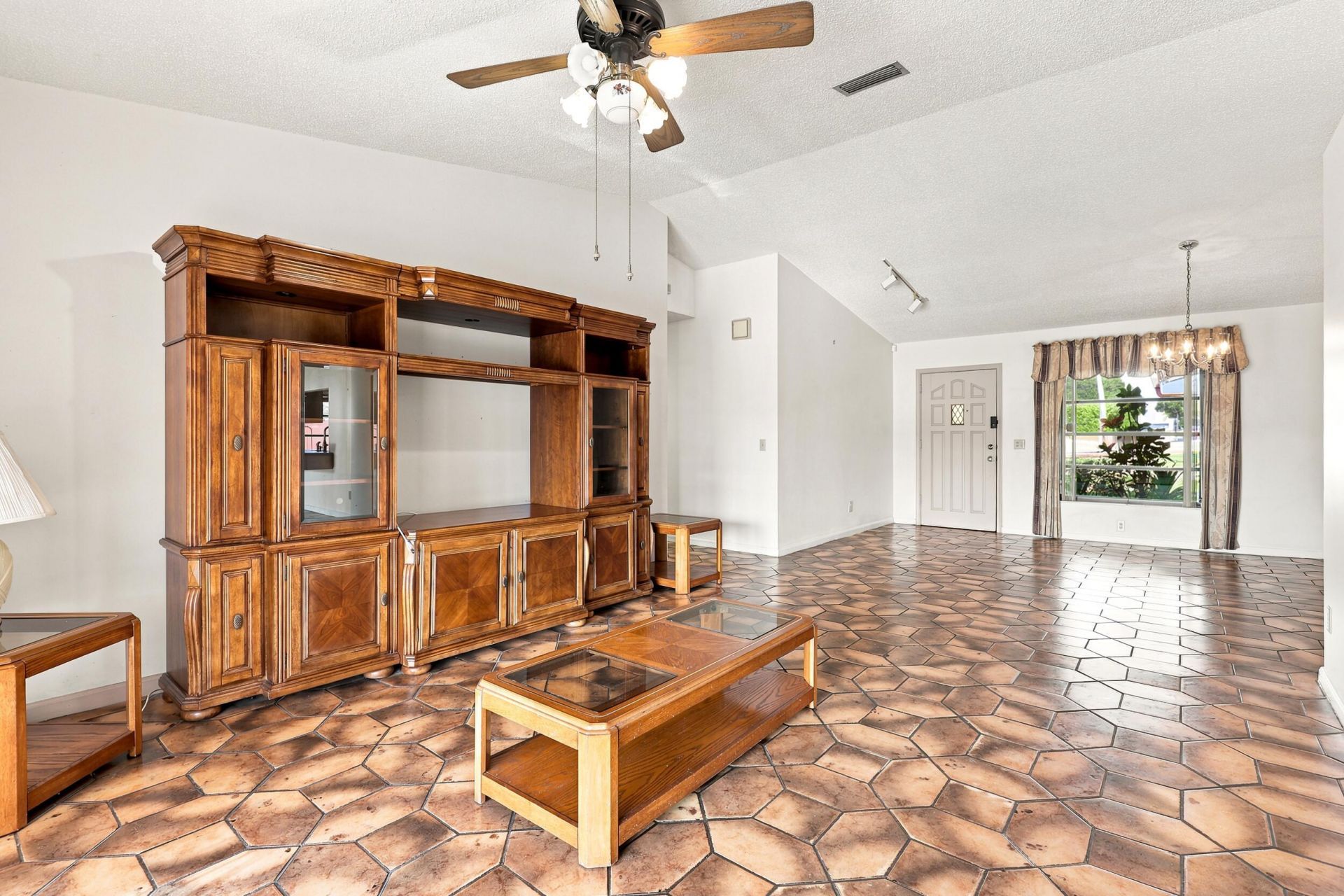 3768 Pinehurst Drive, Lake Worth, FL 33467 Photo