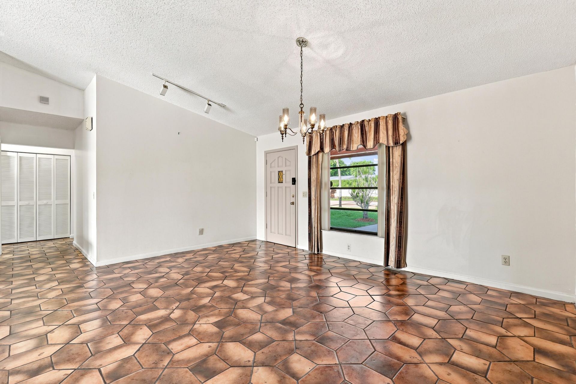 3768 Pinehurst Drive, Lake Worth, FL 33467 Photo