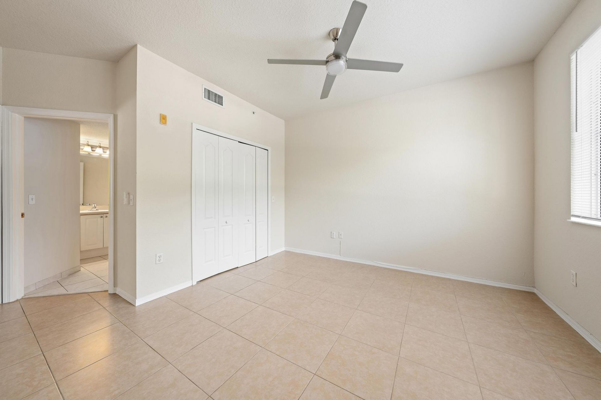 11018 Legacy Drive, Unit 201, Palm Beach Gardens, FL 33410 Photo