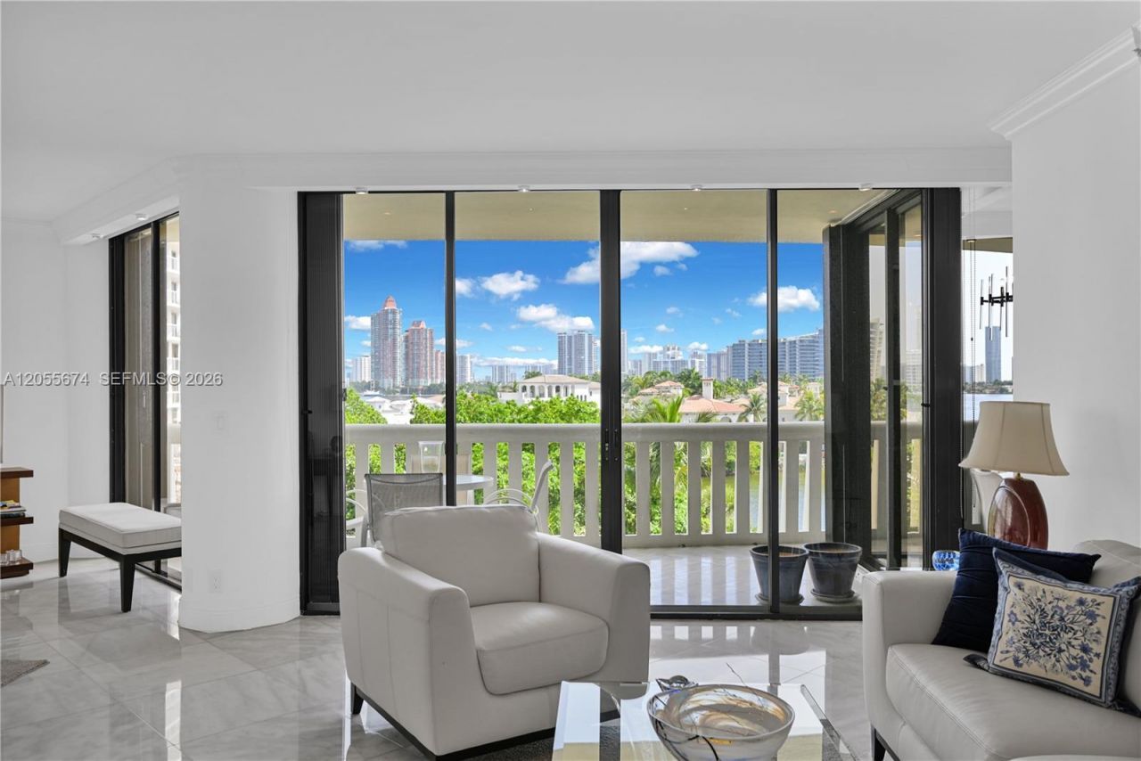 3000 Island Blvd, Unit 505, Aventura, FL 33160 Photo