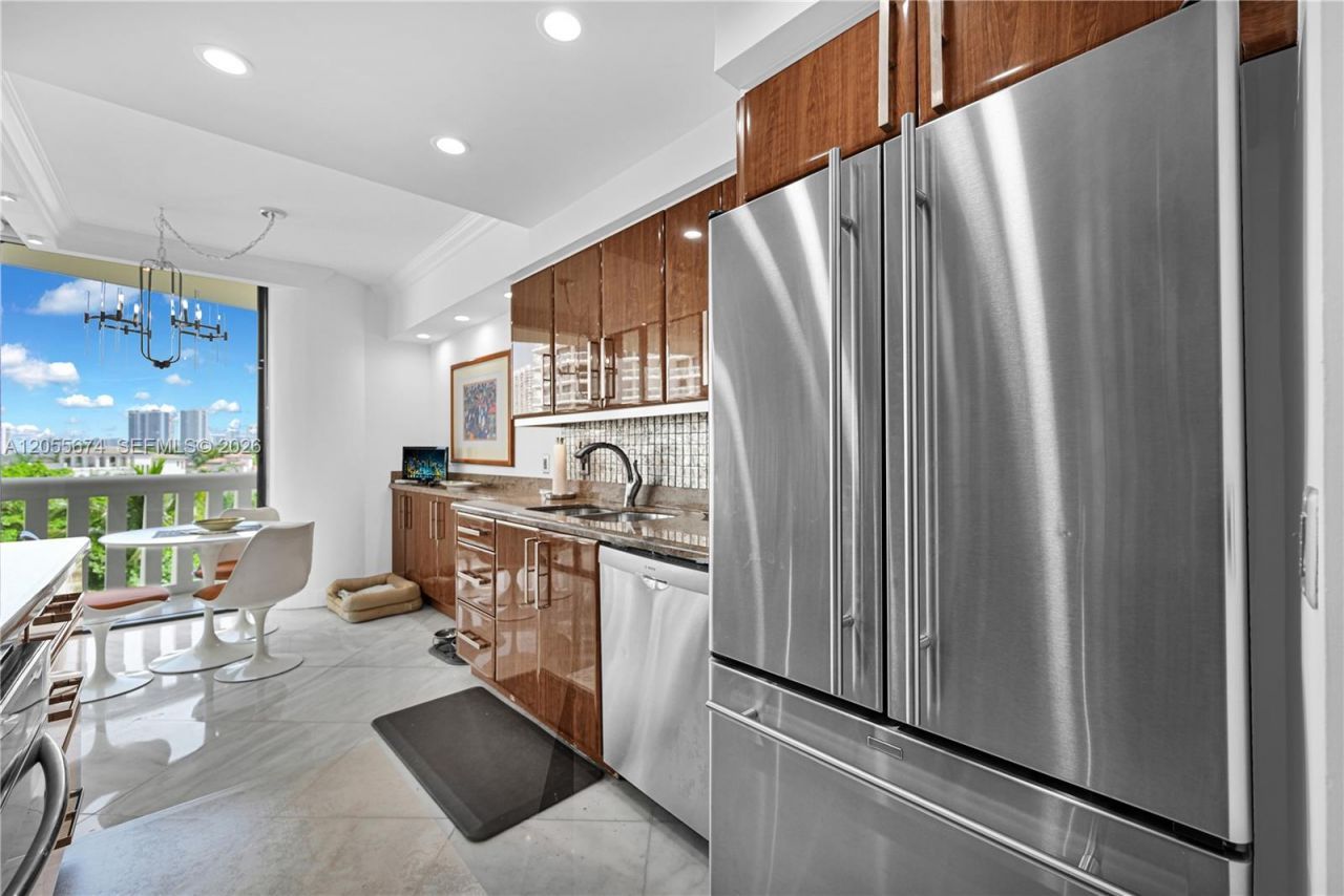3000 Island Blvd, Unit 505, Aventura, FL 33160 Photo