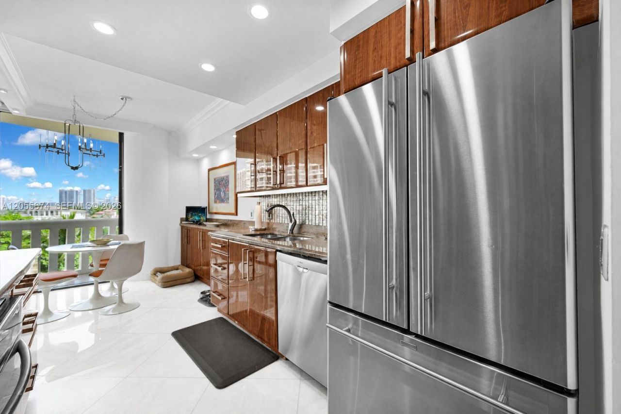 3000 Island Blvd, Unit 505, Aventura, FL 33160 Photo