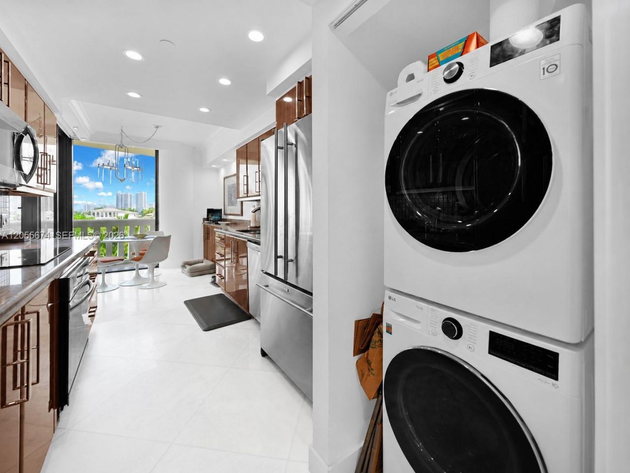 3000 Island Blvd, Unit 505, Aventura, FL 33160 Photo