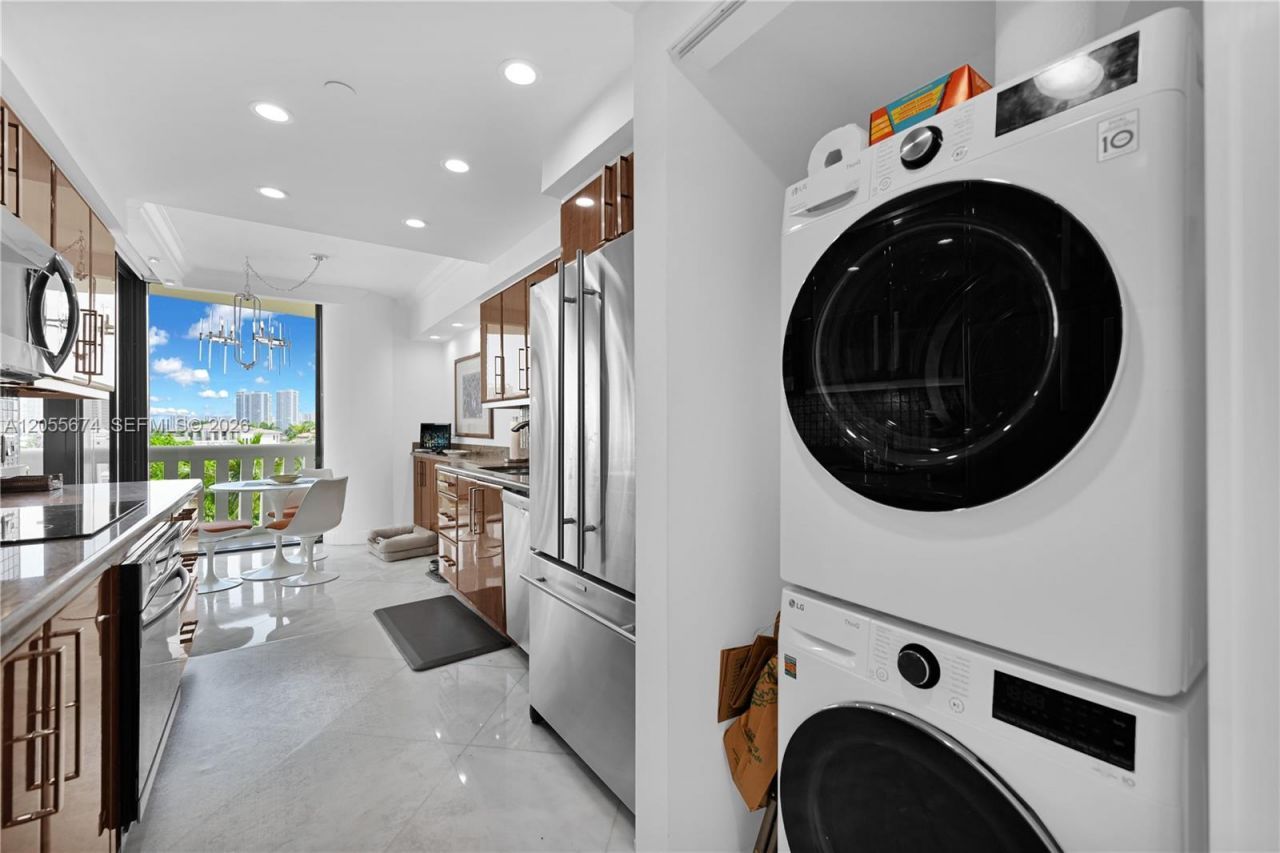 3000 Island Blvd, Unit 505, Aventura, FL 33160 Photo