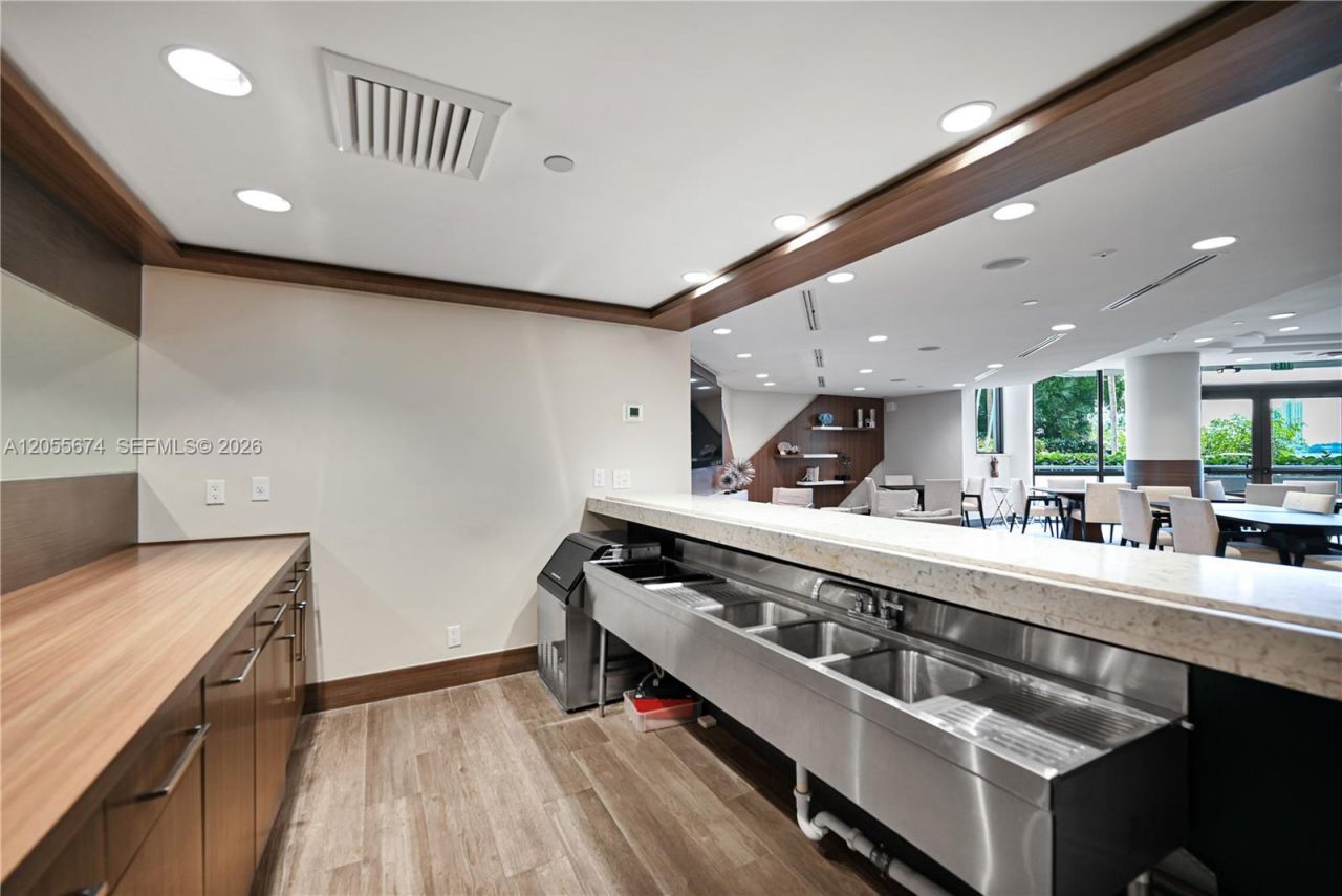 3000 Island Blvd, Unit 505, Aventura, FL 33160 Photo