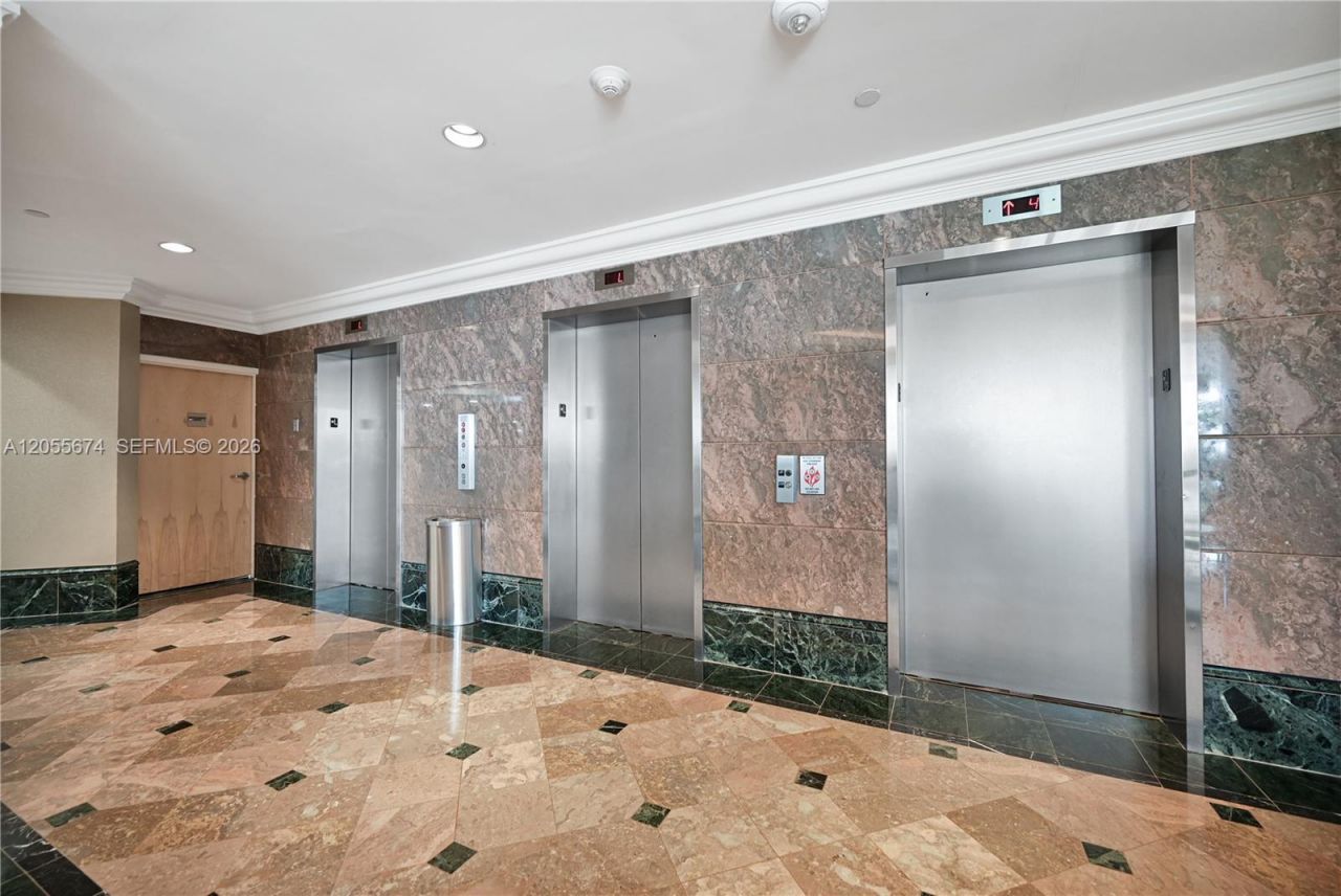 3000 Island Blvd, Unit 505, Aventura, FL 33160 Photo