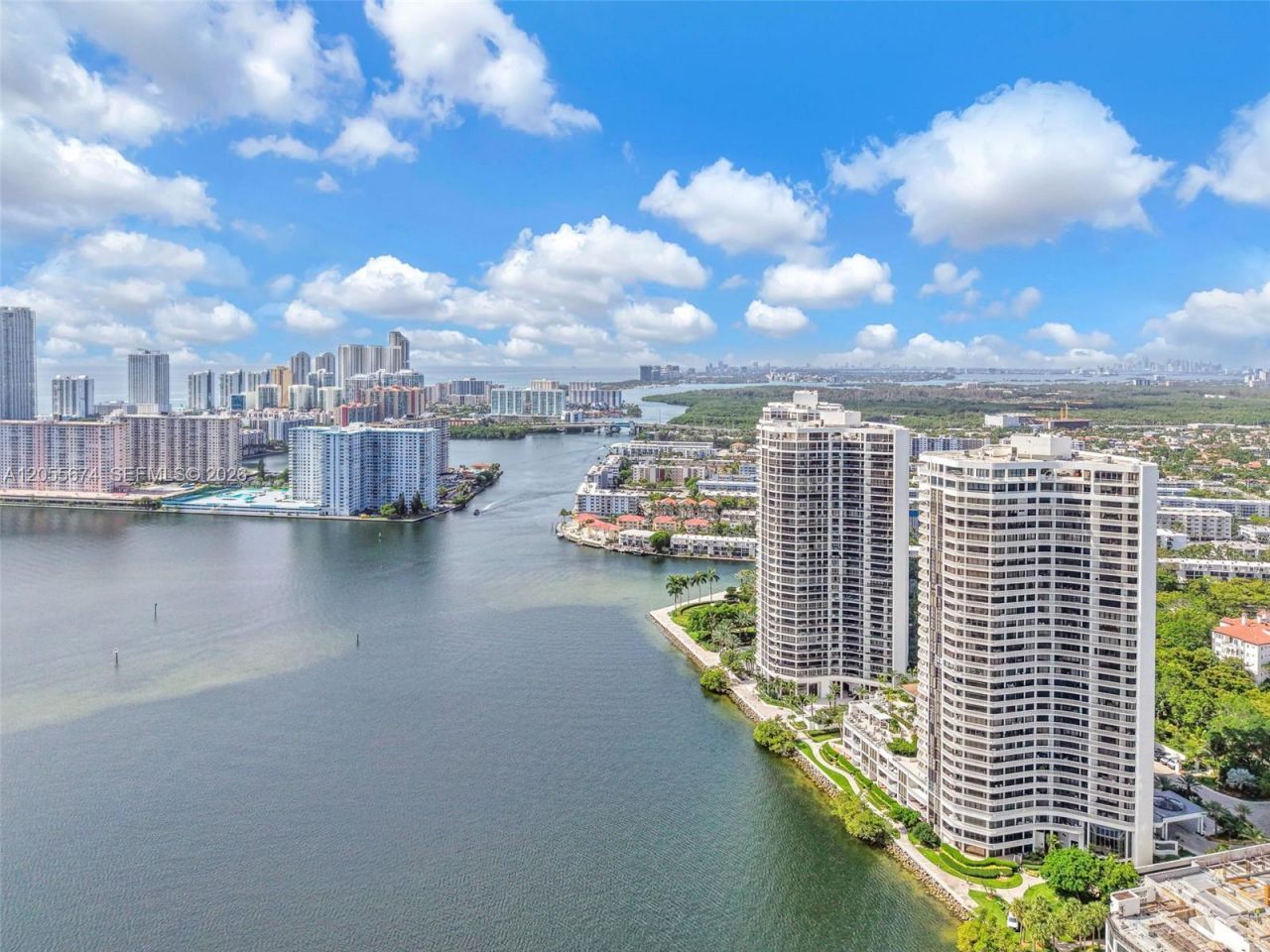 3000 Island Blvd, Unit 505, Aventura, FL 33160 Photo
