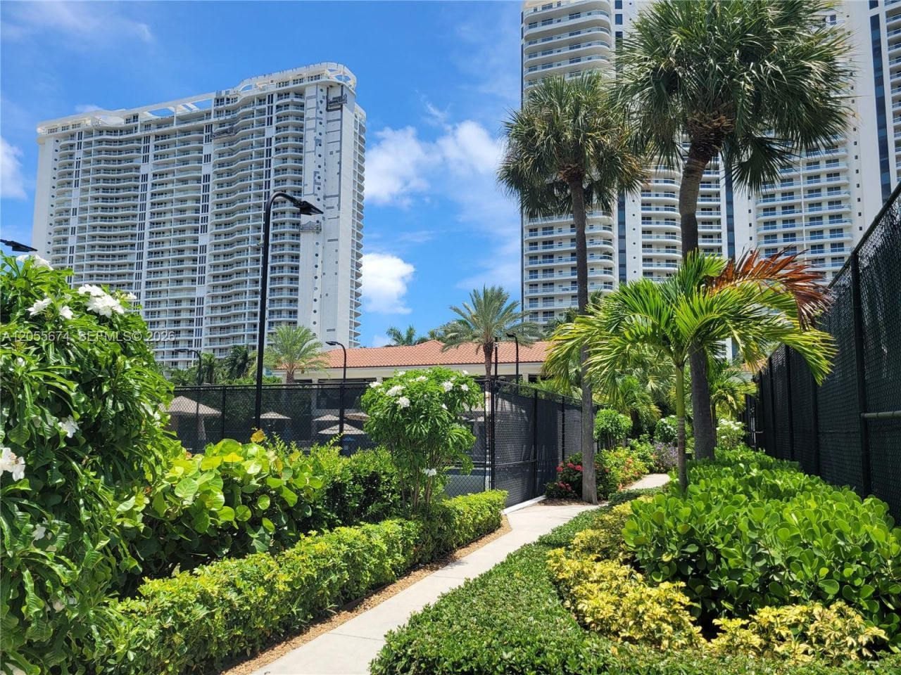 3000 Island Blvd, Unit 505, Aventura, FL 33160 Photo