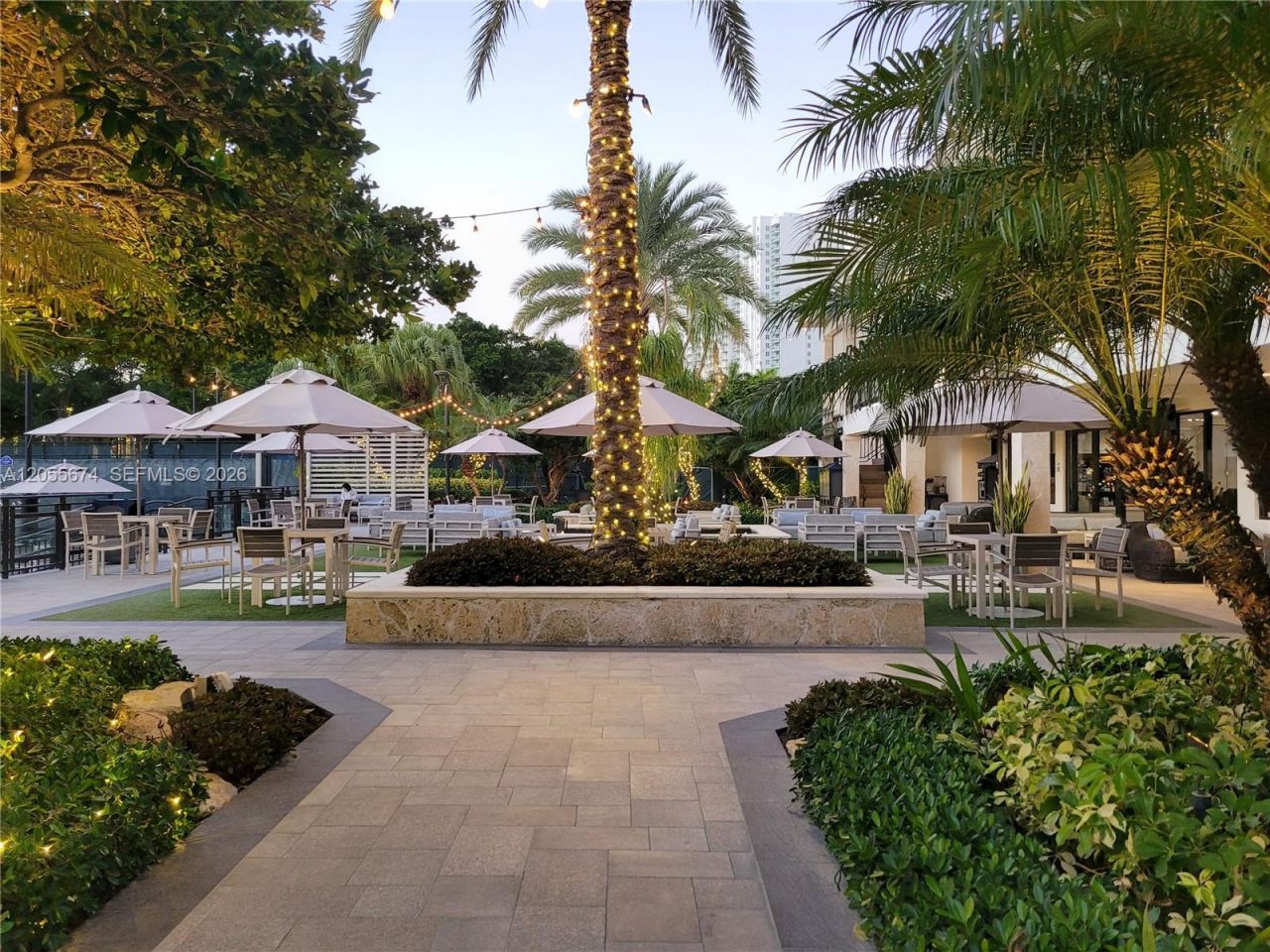 3000 Island Blvd, Unit 505, Aventura, FL 33160 Photo