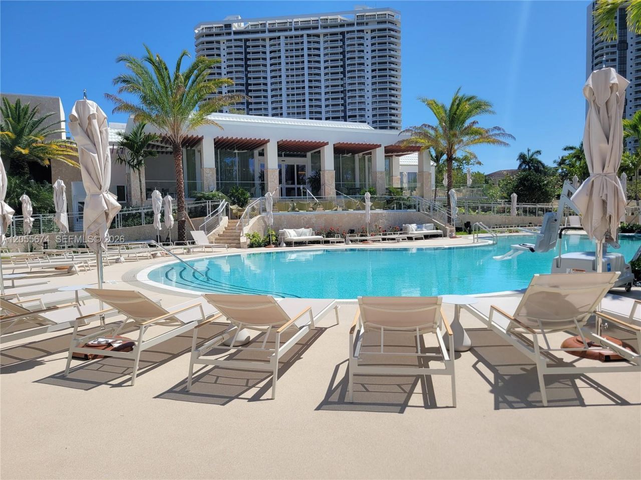 3000 Island Blvd, Unit 505, Aventura, FL 33160 Photo