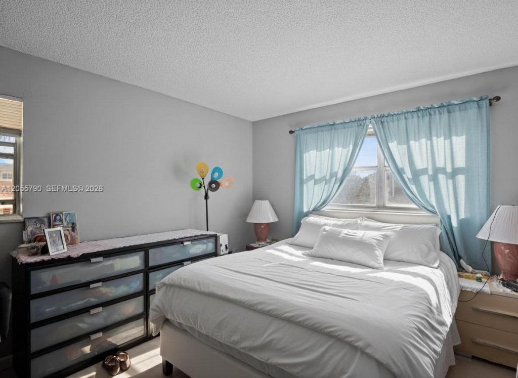 8600 Sunrise Lakes Blvd , Unit 201, Sunrise, FL 33322 Photo