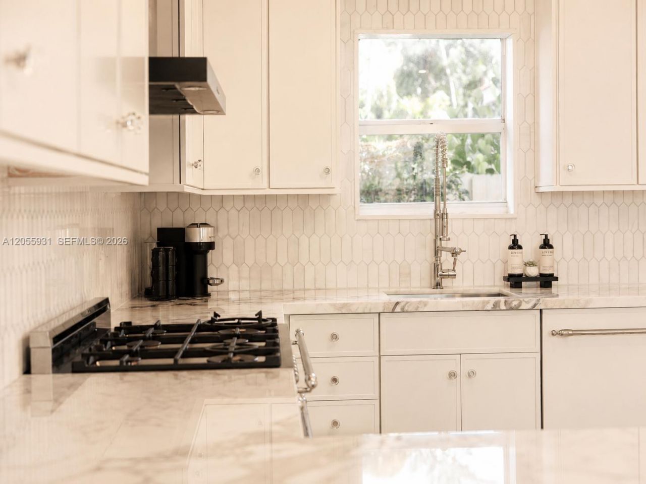3190 Sheridan Ave, Miami Beach, FL 33140 Photo
