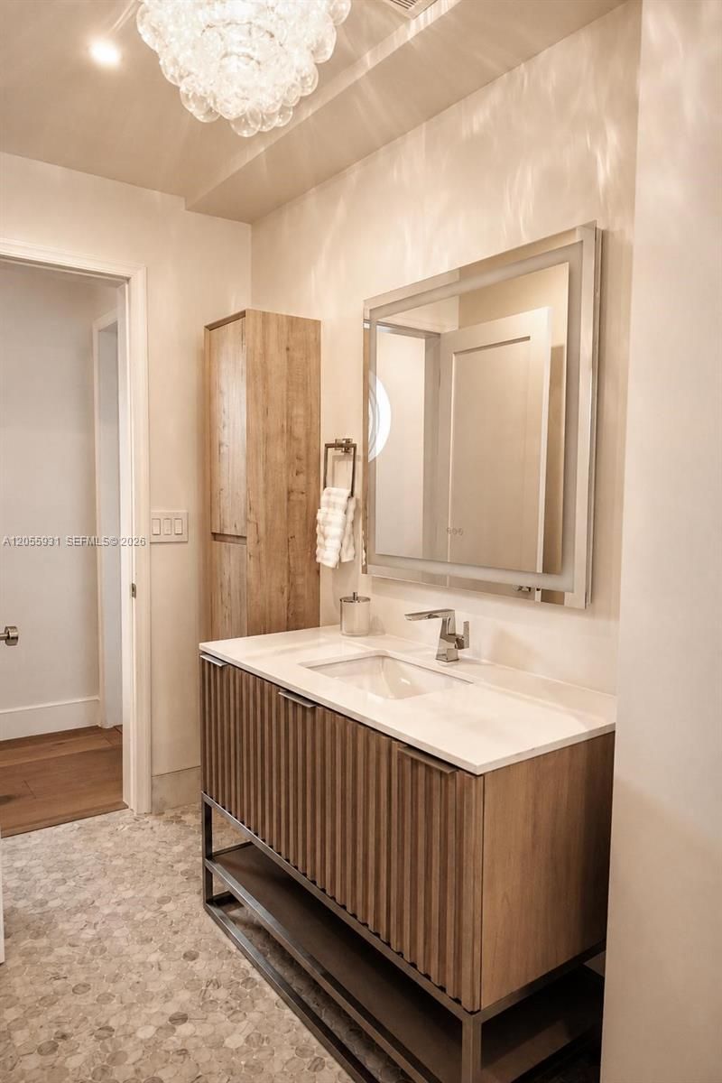 3190 Sheridan Ave, Miami Beach, FL 33140 Photo