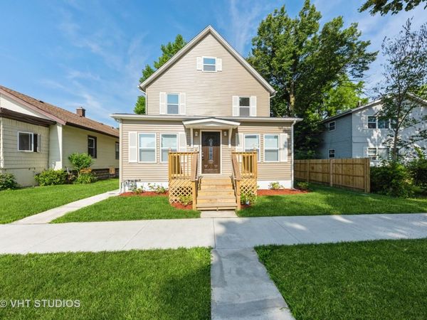 1210 Park Avenue, North Chicago, IL 60064