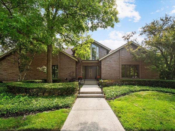 1317 Eskin Drive , Northbrook, IL 60062