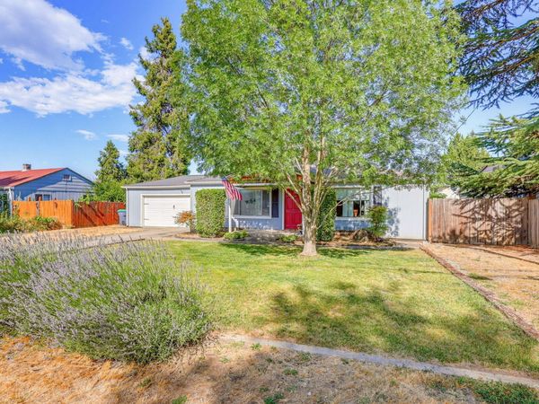 2680 Elliott Avenue, Medford, OR 97501