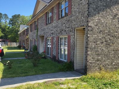 126 Langley Drive, Unit Apt B, Summerville, SC 29485
