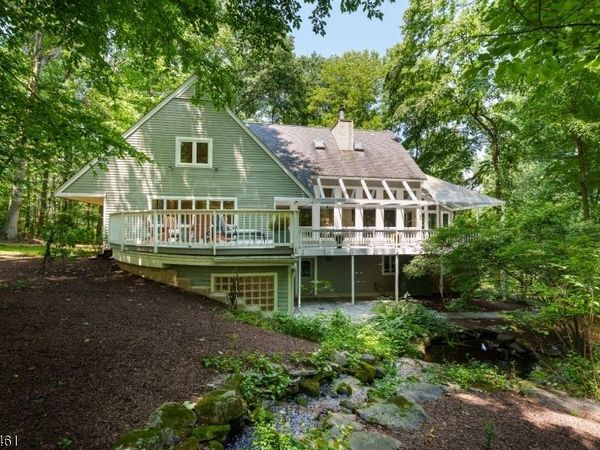 30 Poor Farm Rd, Hopewell, NJ 08534