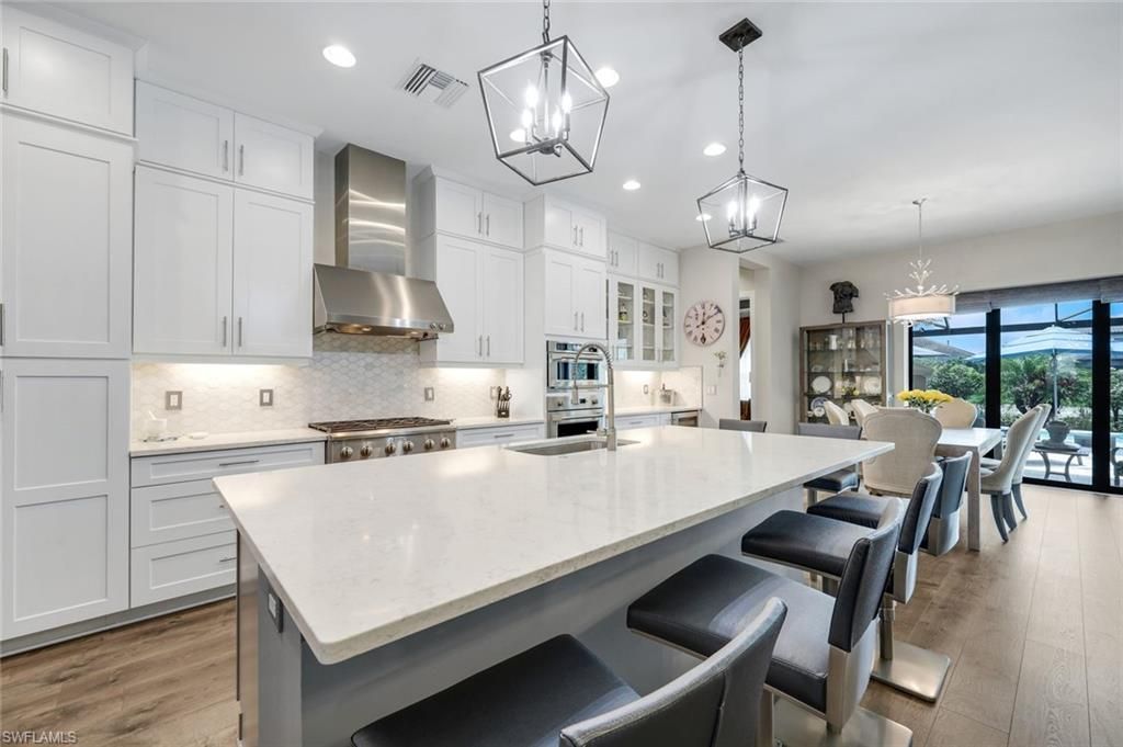 9351 Montelanico Loop, Naples, FL 34119 Photo