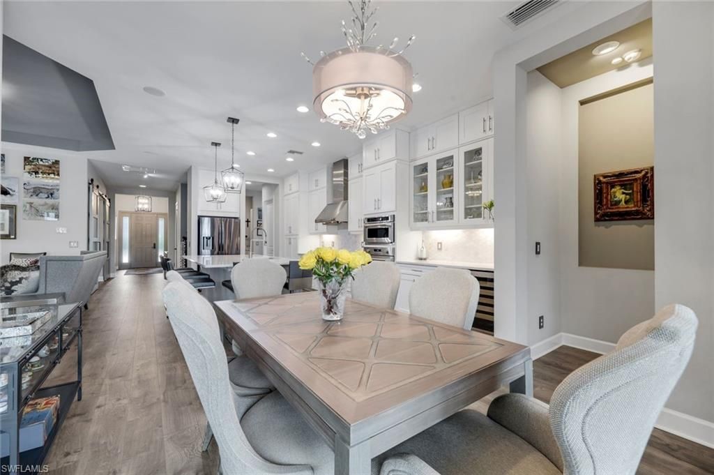 9351 Montelanico Loop, Naples, FL 34119 Photo