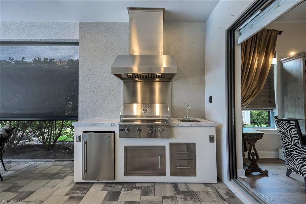 9351 Montelanico Loop, Naples, FL 34119 Photo