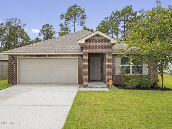 10239 Willow Leaf Drive, Gulfport, MS 39503