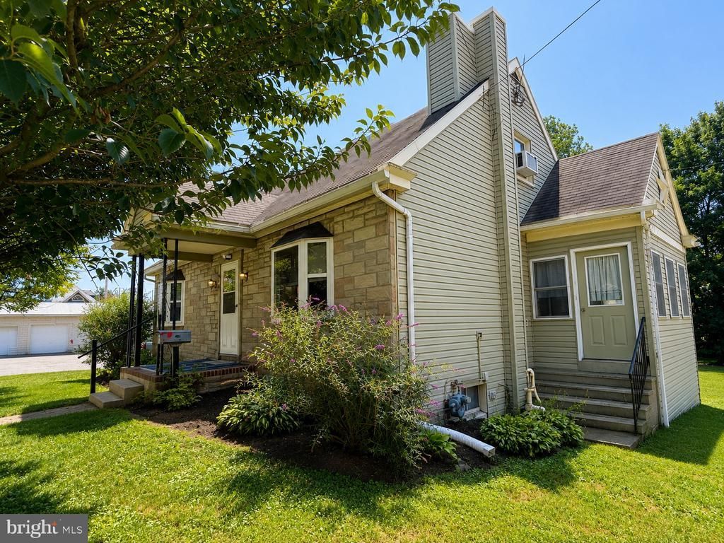 510 MAIN STREET, PARKESBURG, PA 19365