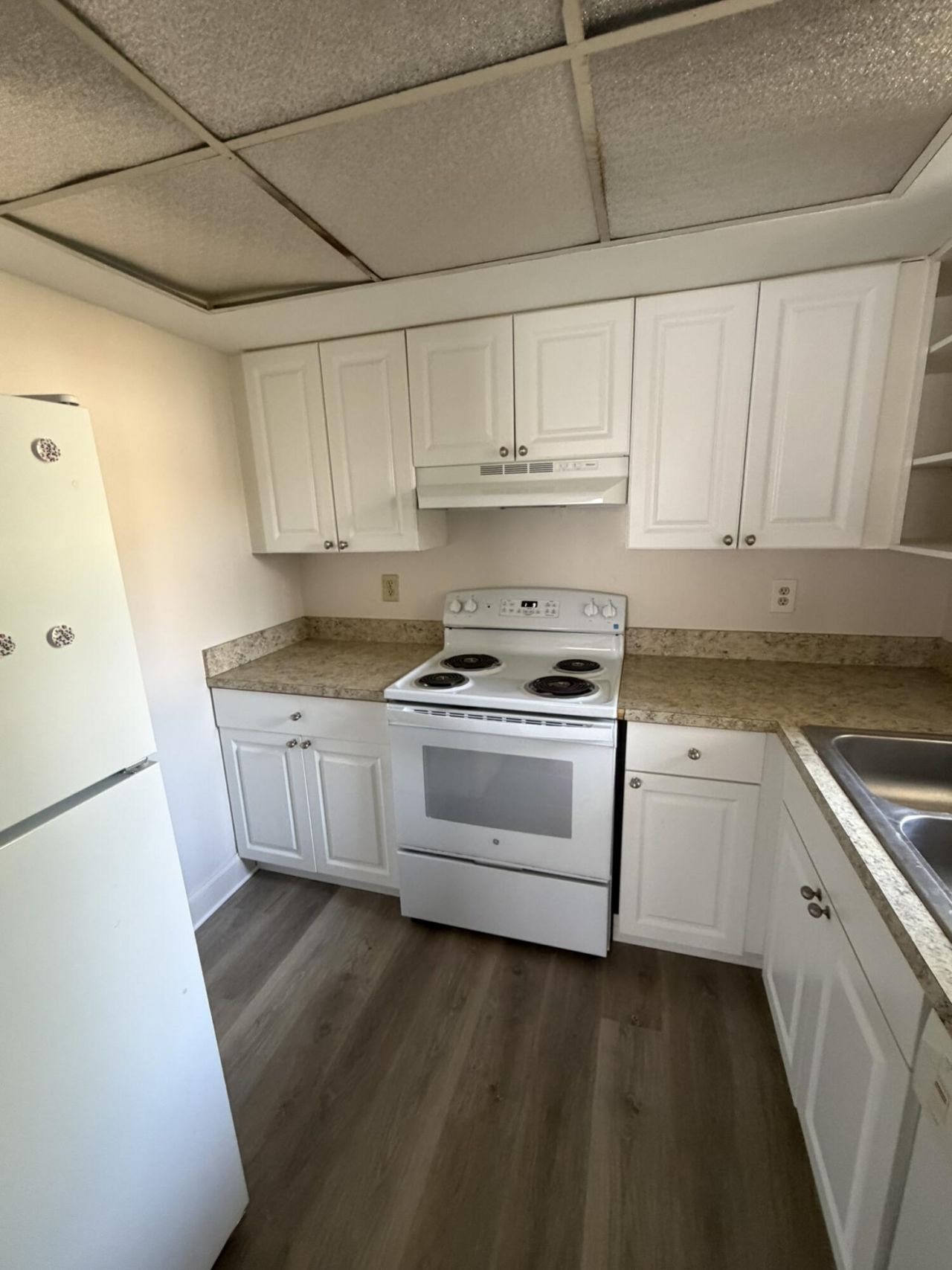 1546 SE Royal Green Circle, Unit 102, Port Saint Lucie, FL 34952 Photo