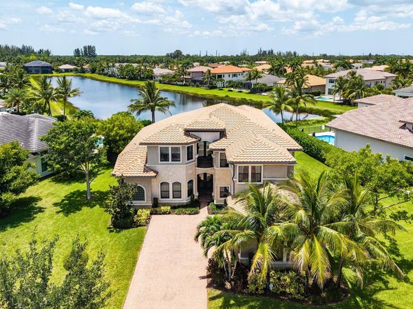 16884 Strasbourg Lane, Delray Beach, FL 33446