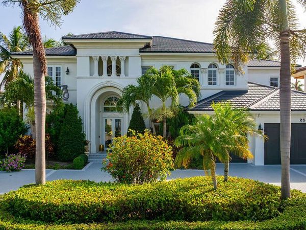 2530 NE 31ST Court, Lighthouse Point, FL 33064