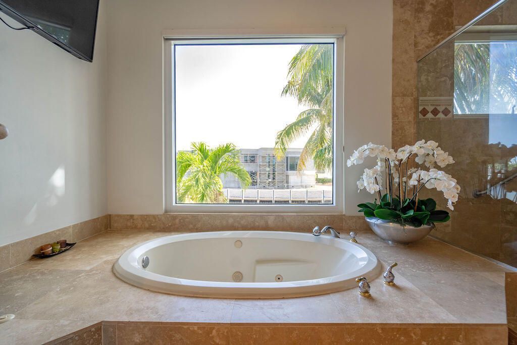 2530 NE 31st Court, Lighthouse Point, FL 33064 Photo