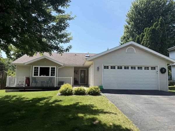 2518 Scenic Ridge Drive, Madison, WI 53719