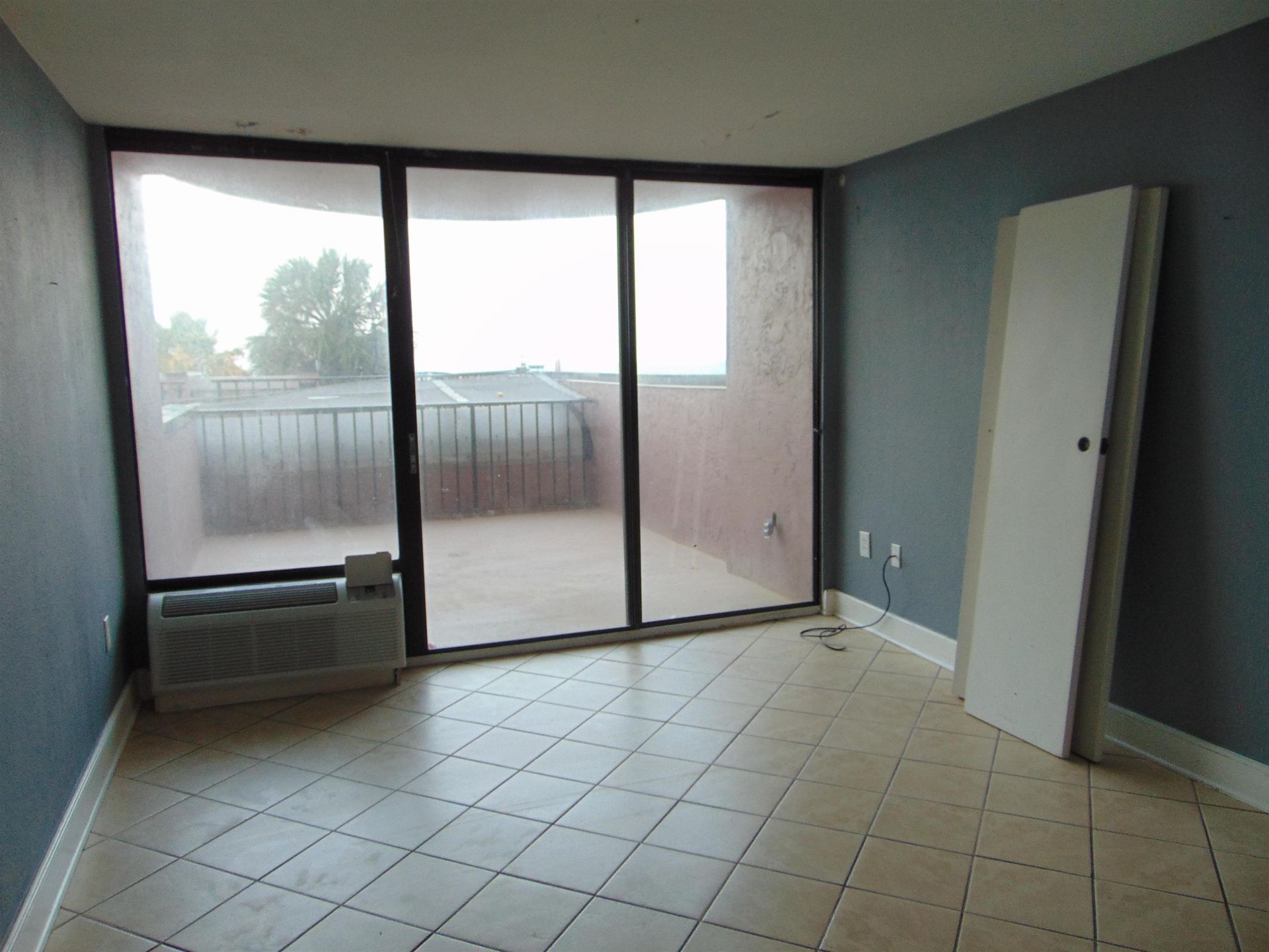 2406 N Ocean Blvd.  Photo 11