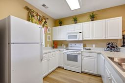 901 West Port Dr. photo 4