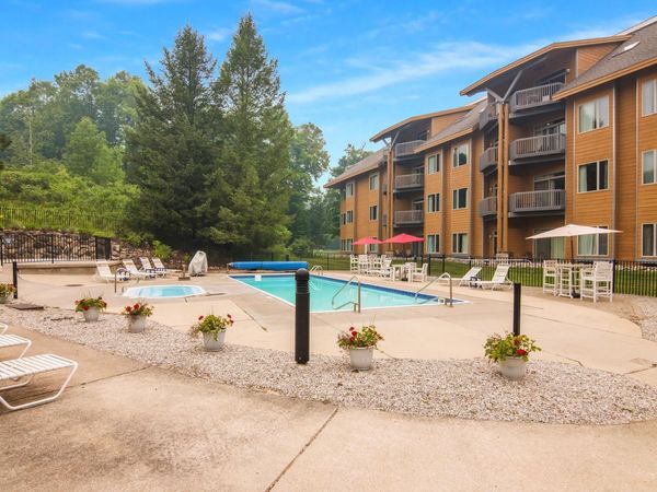 2400 Troon South, Bellaire, MI 49615