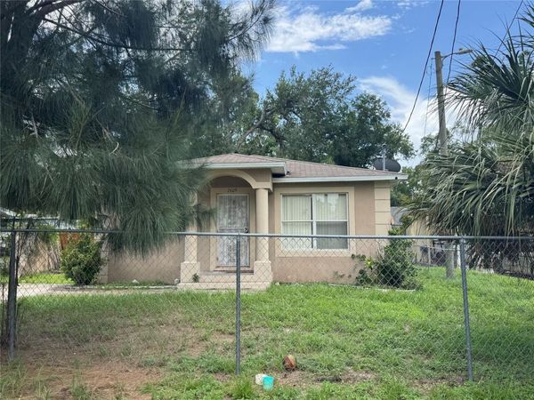 2609 E EMMA STREET, TAMPA, FL 33610