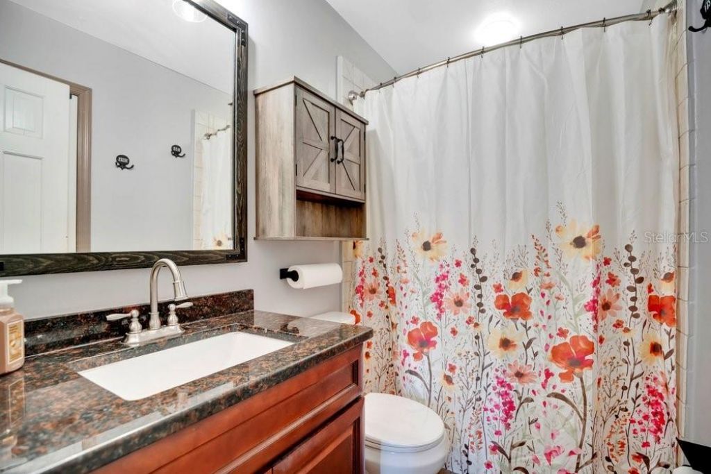 390 N High Street, Lake Helen, FL 32744 Photo