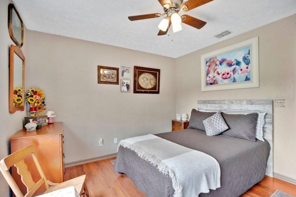 390 N High Street, Lake Helen, FL 32744 Photo