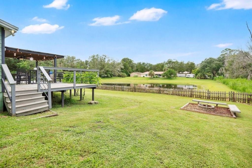 390 N High Street, Lake Helen, FL 32744 Photo