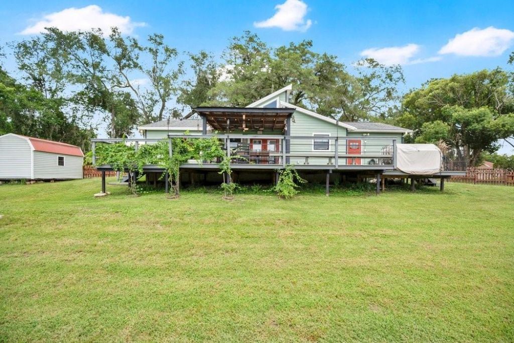 390 N High Street, Lake Helen, FL 32744 Photo
