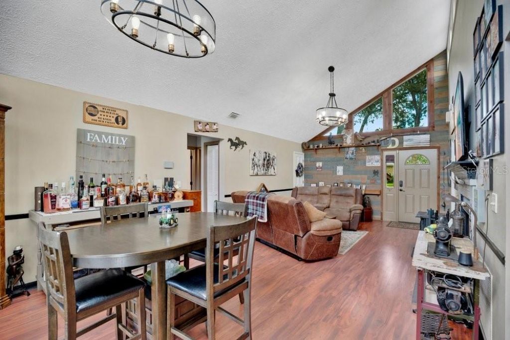 390 N High Street, Lake Helen, FL 32744 Photo