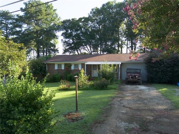 3660 Goodwin Road , Austell, GA 30106