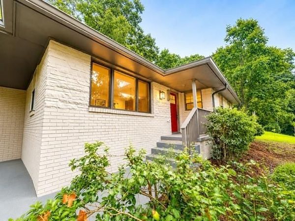 2918 Santa Monica Drive , Decatur, GA 30032