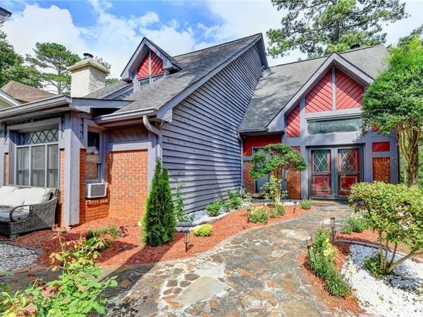 5079 Highland Hills Court , Stone Mountain, GA 30088