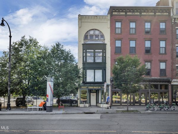 402 Broadway, Albany, NY 12207