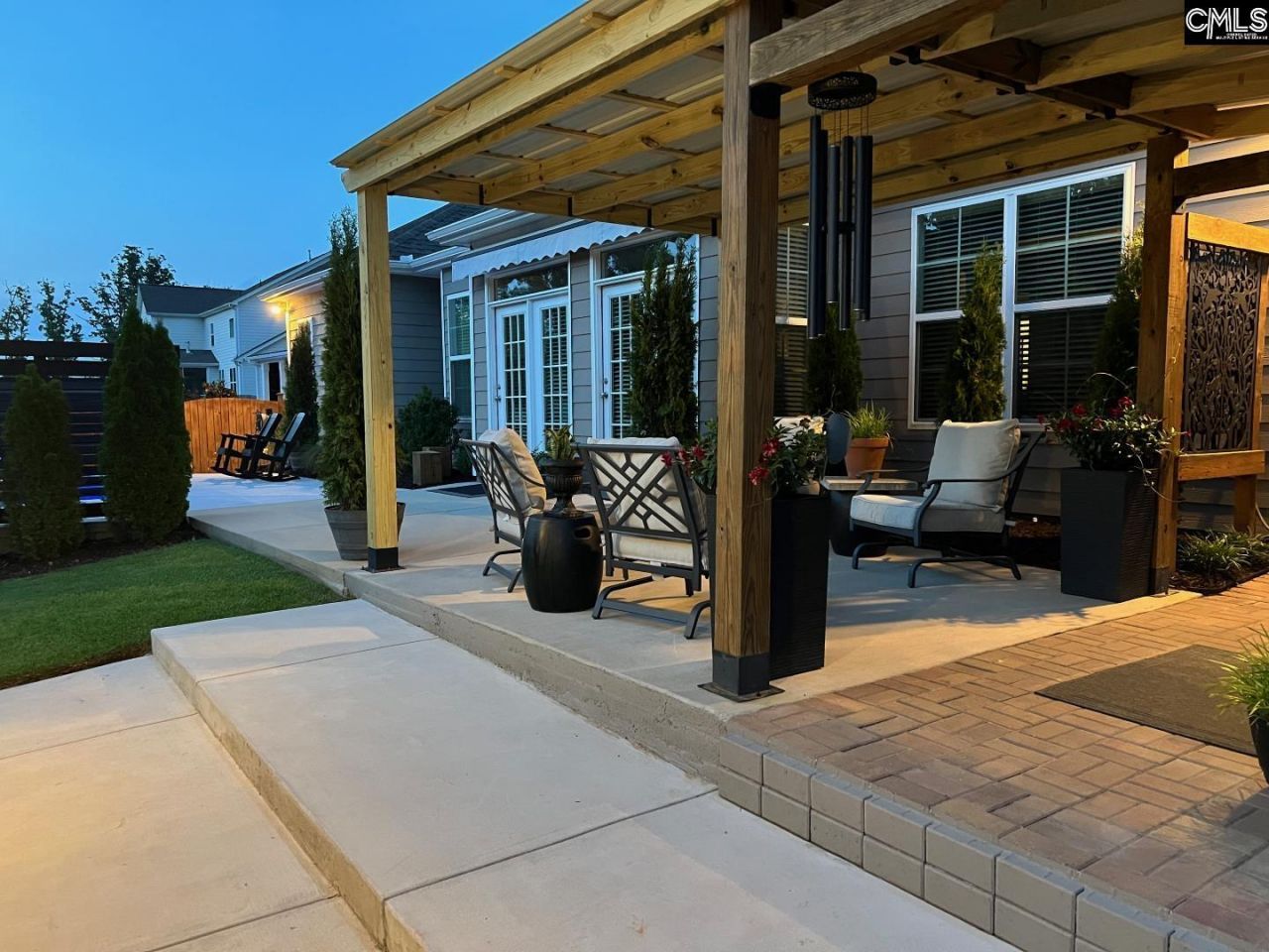571 Sterling Brook Drive  Photo 6