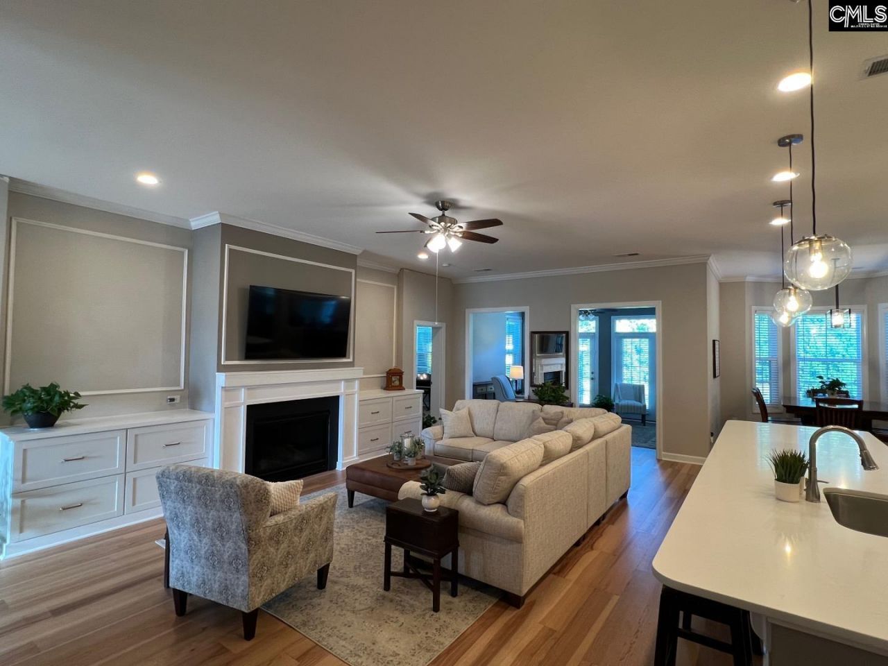 571 Sterling Brook Drive  Photo 7